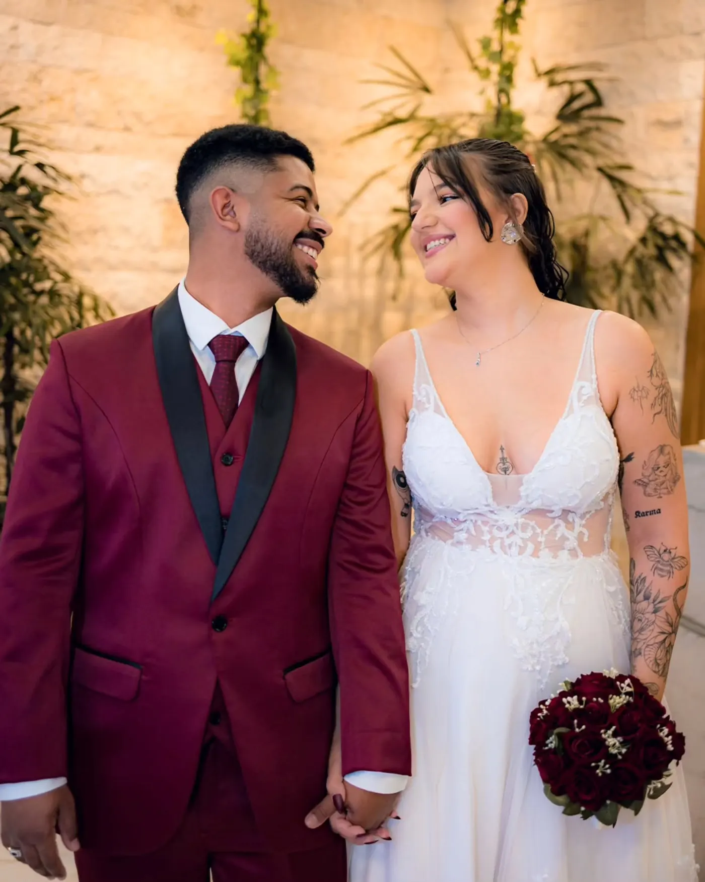 Casamento civil em Goiânia cheio de amor e emoção