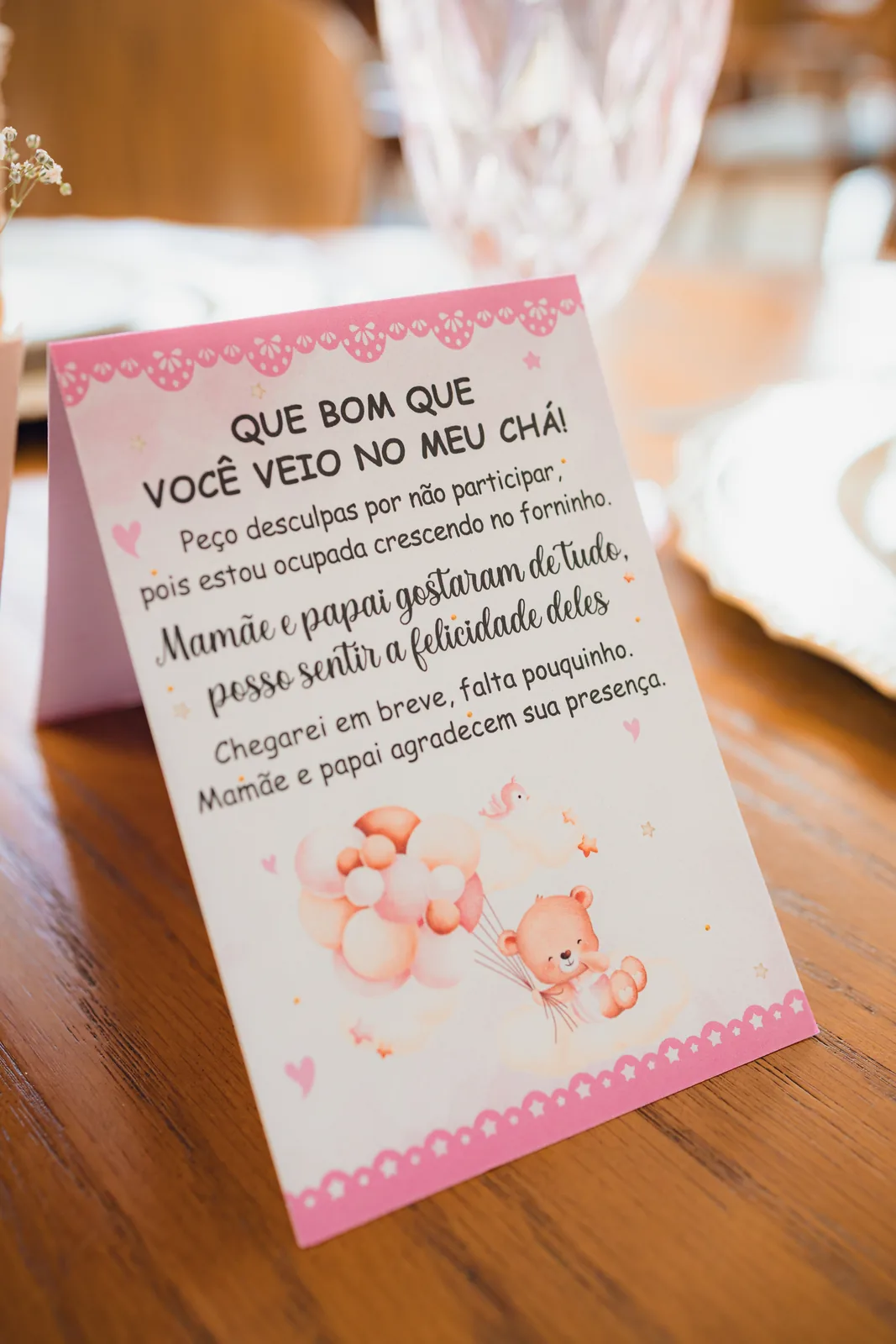 Detalhe de mesa posta em chá de bebê em Goiânia