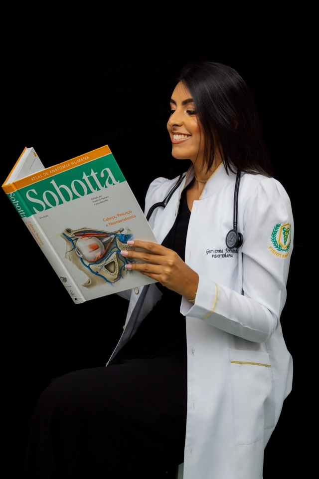 Ensaio de formatura de Fisioterapia fotografado em Goiânia